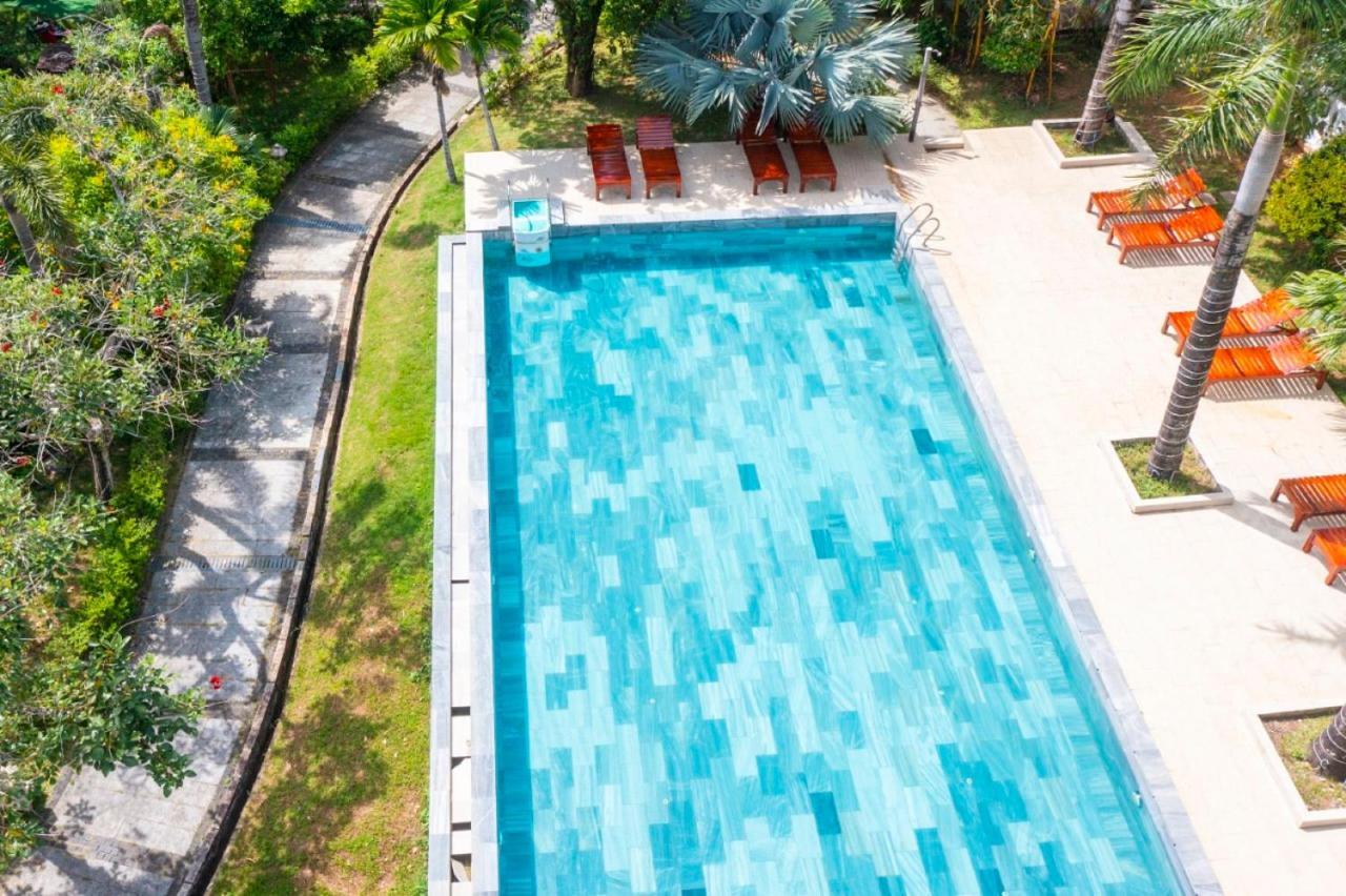 Tahiti Resort Дуонг-Донг Экстерьер фото
